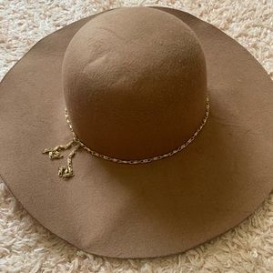 Brown floppy hat